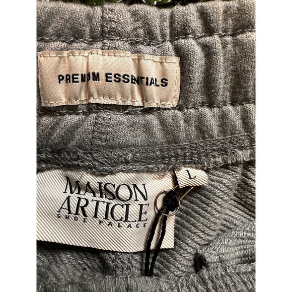 Maison Article Shorts‎ Mens Large Beige Premium Essentials Zip Sweats - Picture 2 of 4
